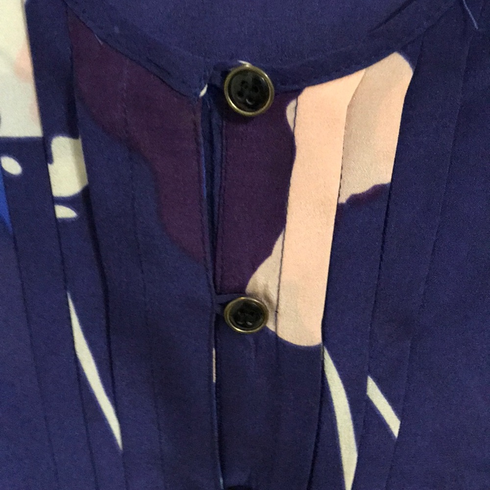 Multi-color blouse - Picture 2 of 3